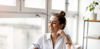 Najciekawsze oferty pracy zdalnej; w jakich branżach? praca zdalna najlepsze opcje