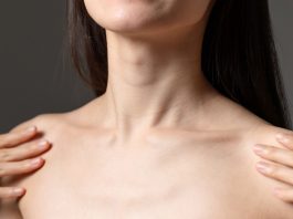 zmarszczki na dekolcie